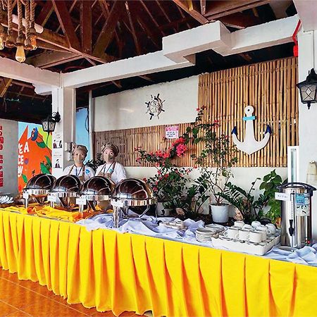 Casa Almarenzo Bed & Breakfast Bolinao Exterior photo