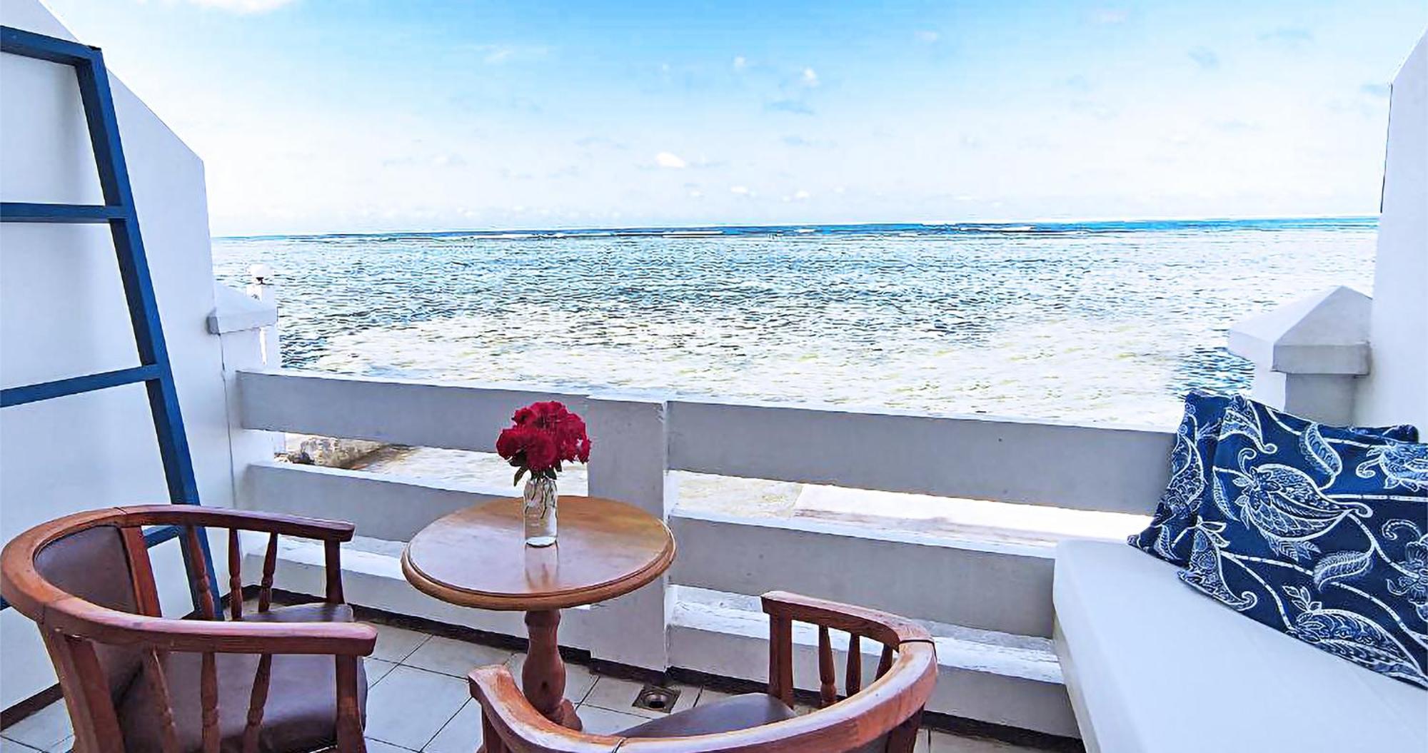 Casa Almarenzo Bed & Breakfast Bolinao Exterior photo