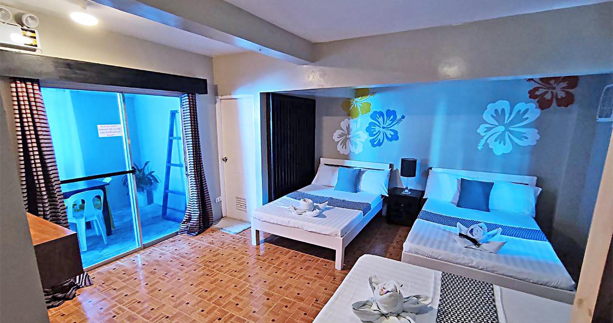 Casa Almarenzo Bed & Breakfast Bolinao Exterior photo