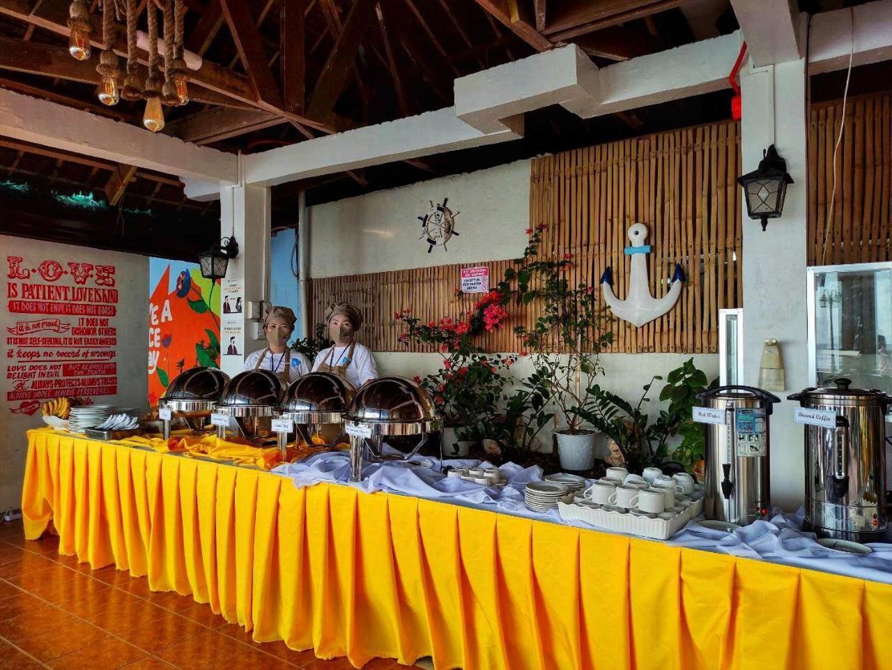 Casa Almarenzo Bed & Breakfast Bolinao Exterior photo